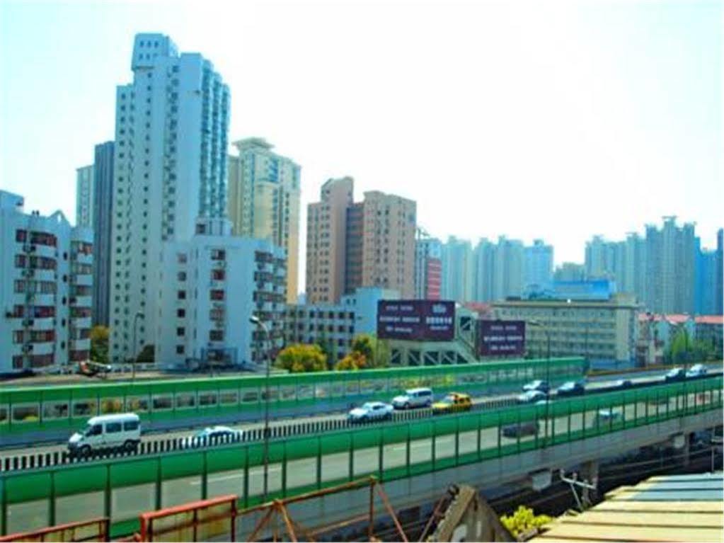 7 Days Inn Shanghai Xujiahui Caobao Road Subway Station Branch Xuhui Exterior foto